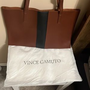 Vince Camuto tote bag